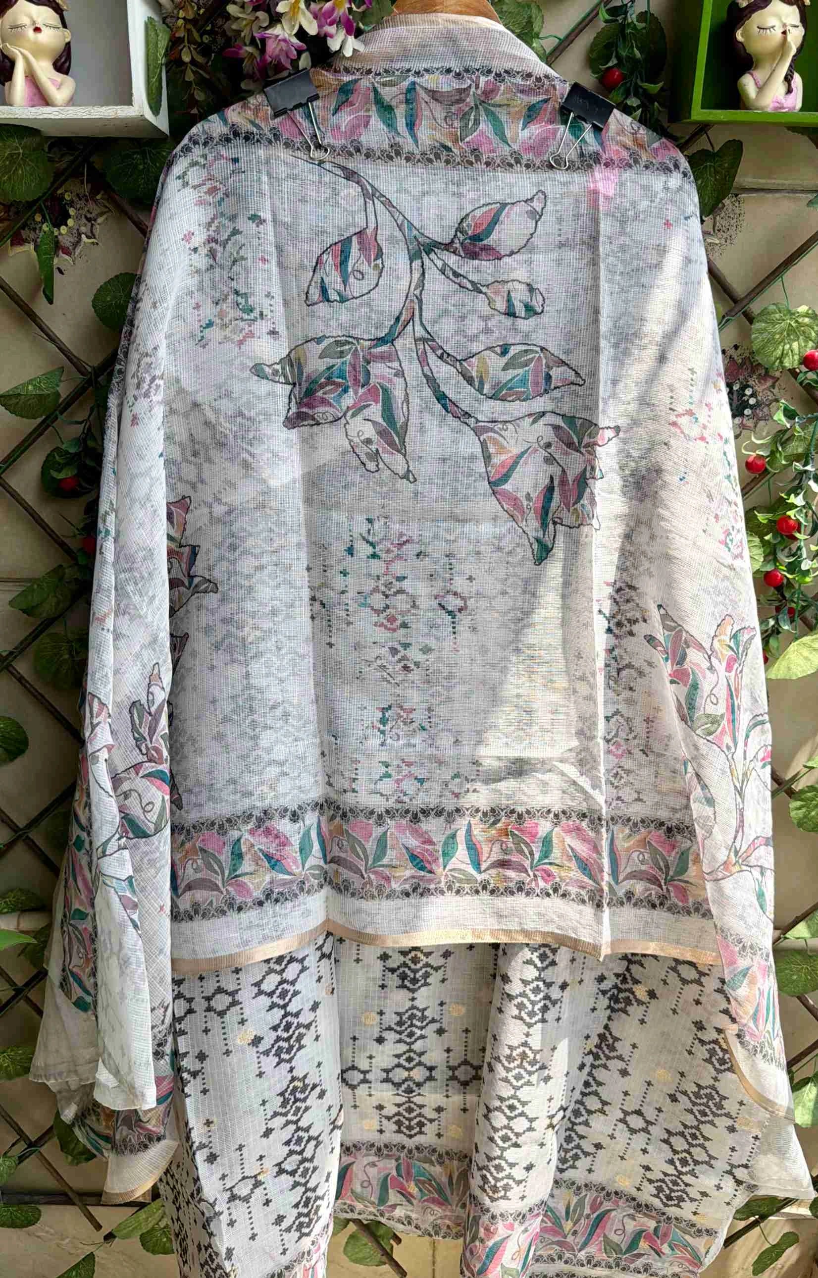 Mehrnoor Kota Doria Suit Set