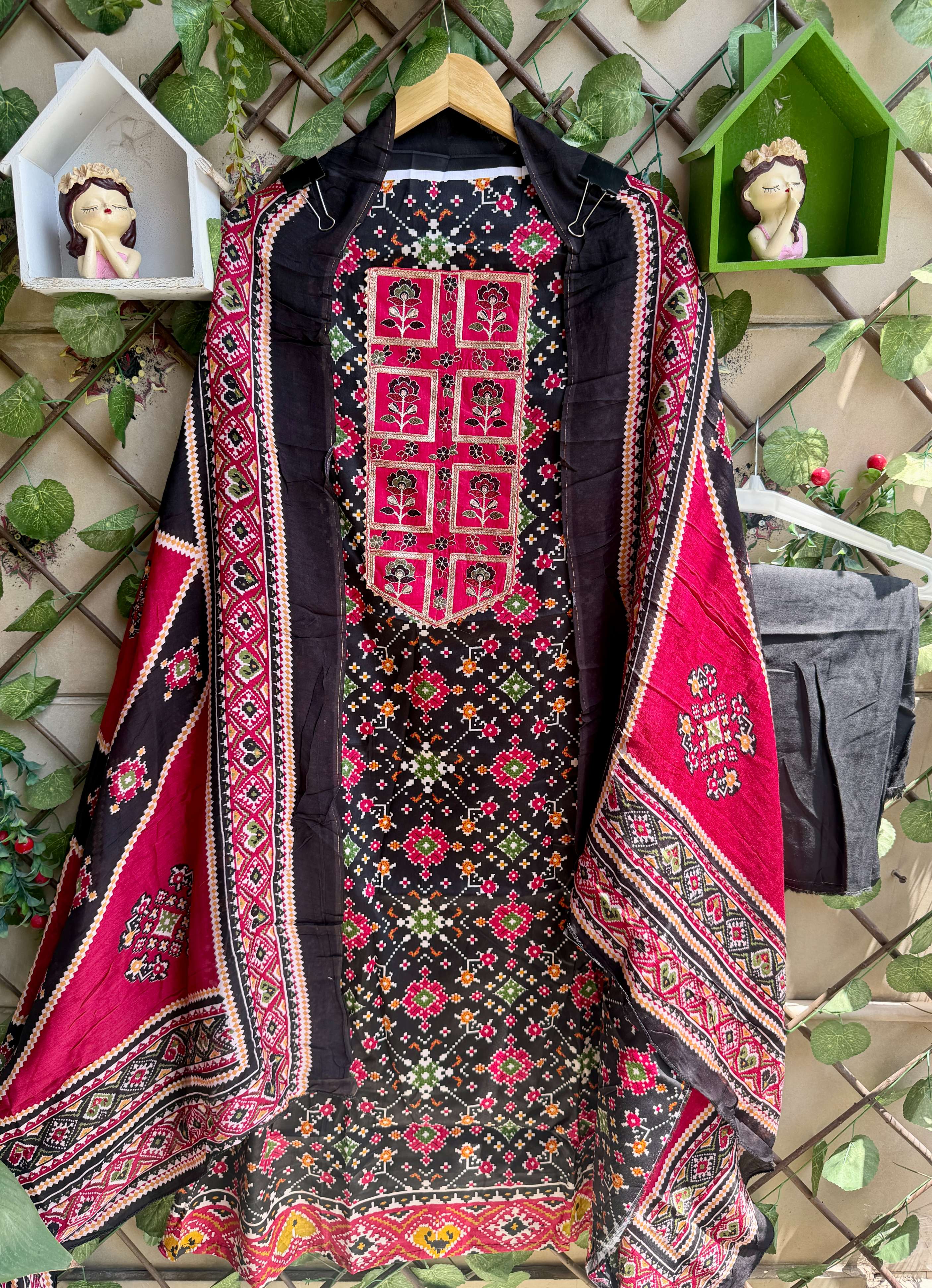 Surmayi Heritage Suit Set – Midnight Black