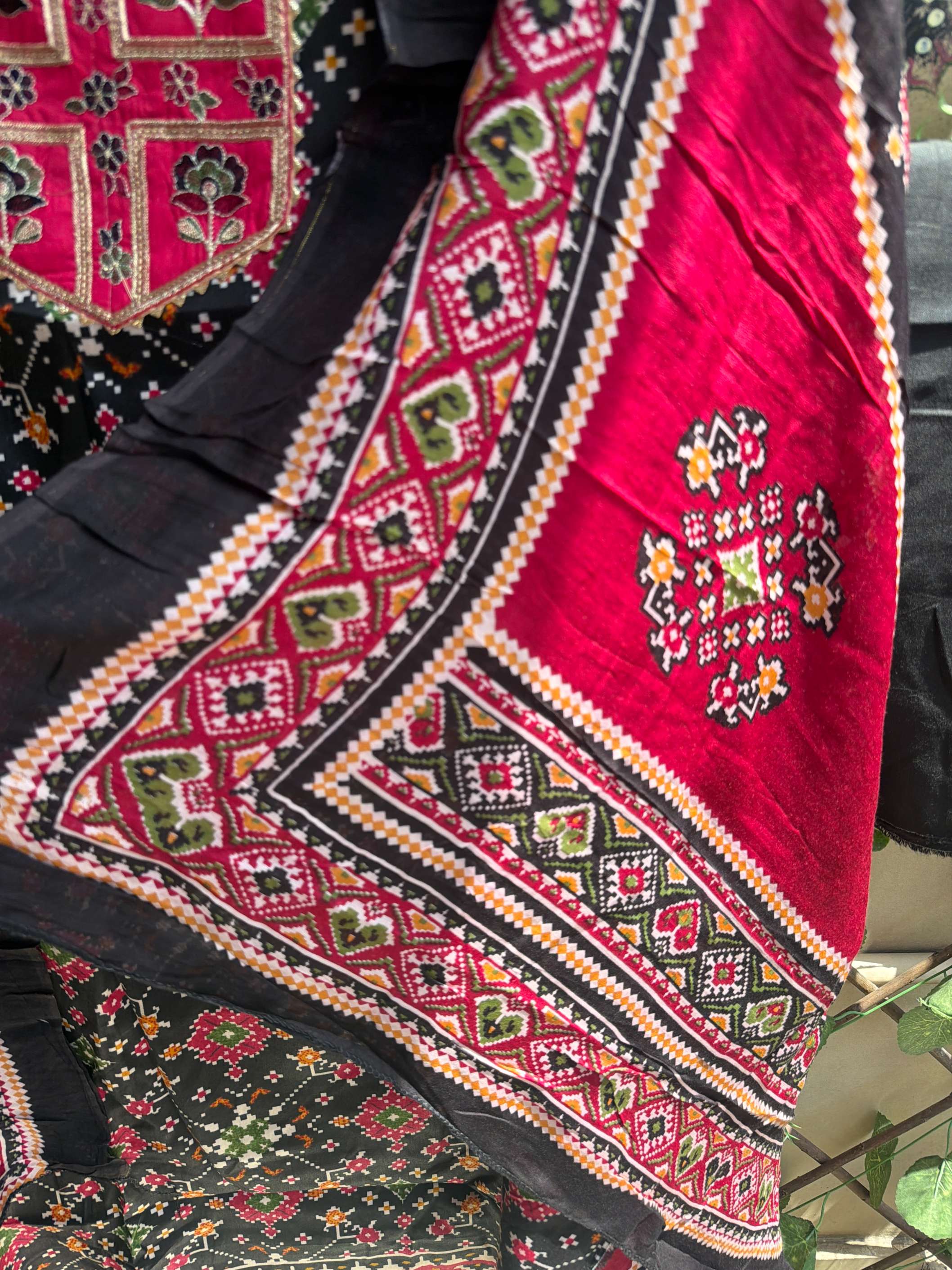 Surmayi Heritage Suit Set – Midnight Black