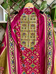 Surmayi Heritage Suit Set – Royal Fuchsia
