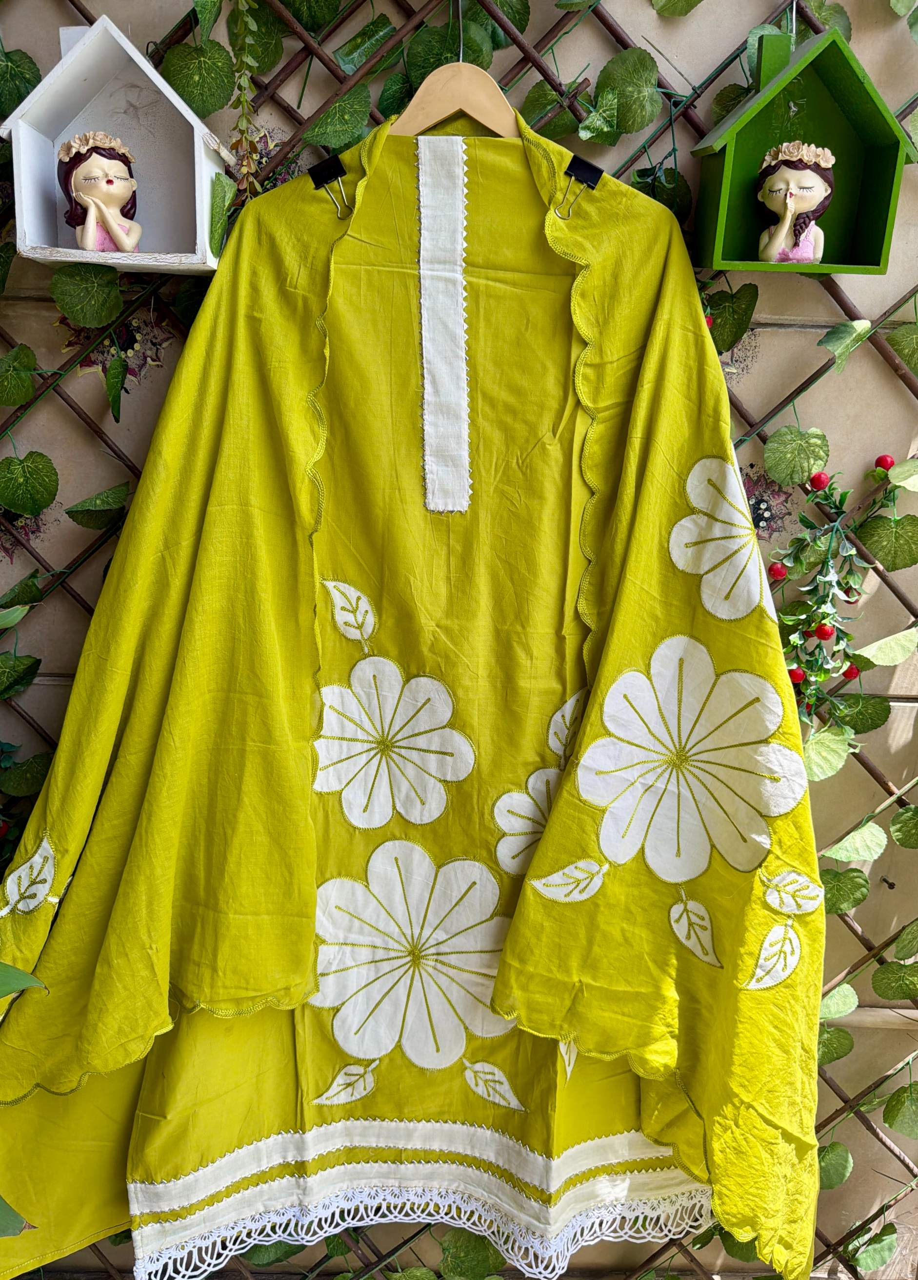 Elara Floral Suit Set – Parrot Green