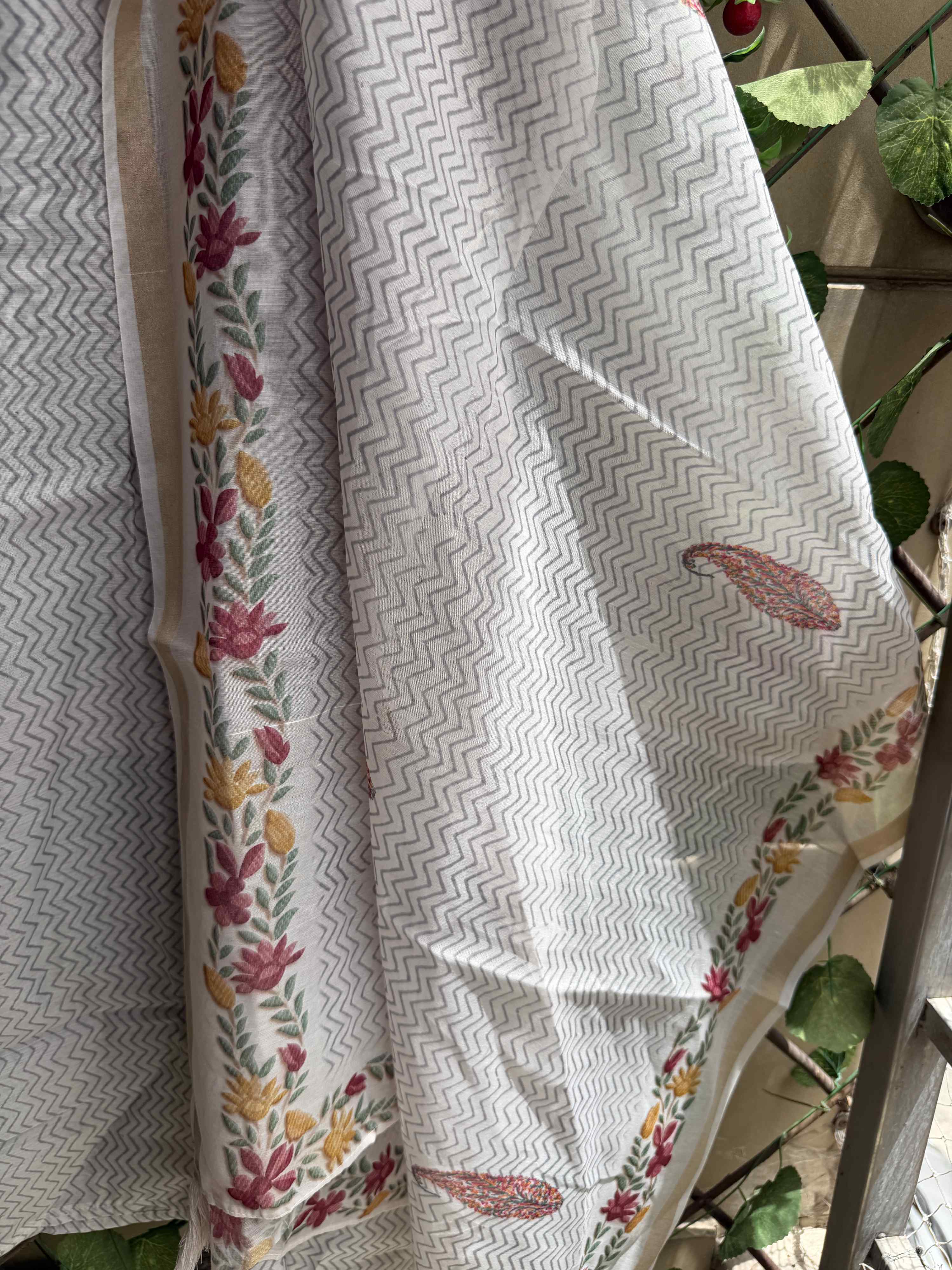 Gulrang Ivory Suit Set