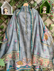 Lotus Rajhans – Ocean Grey