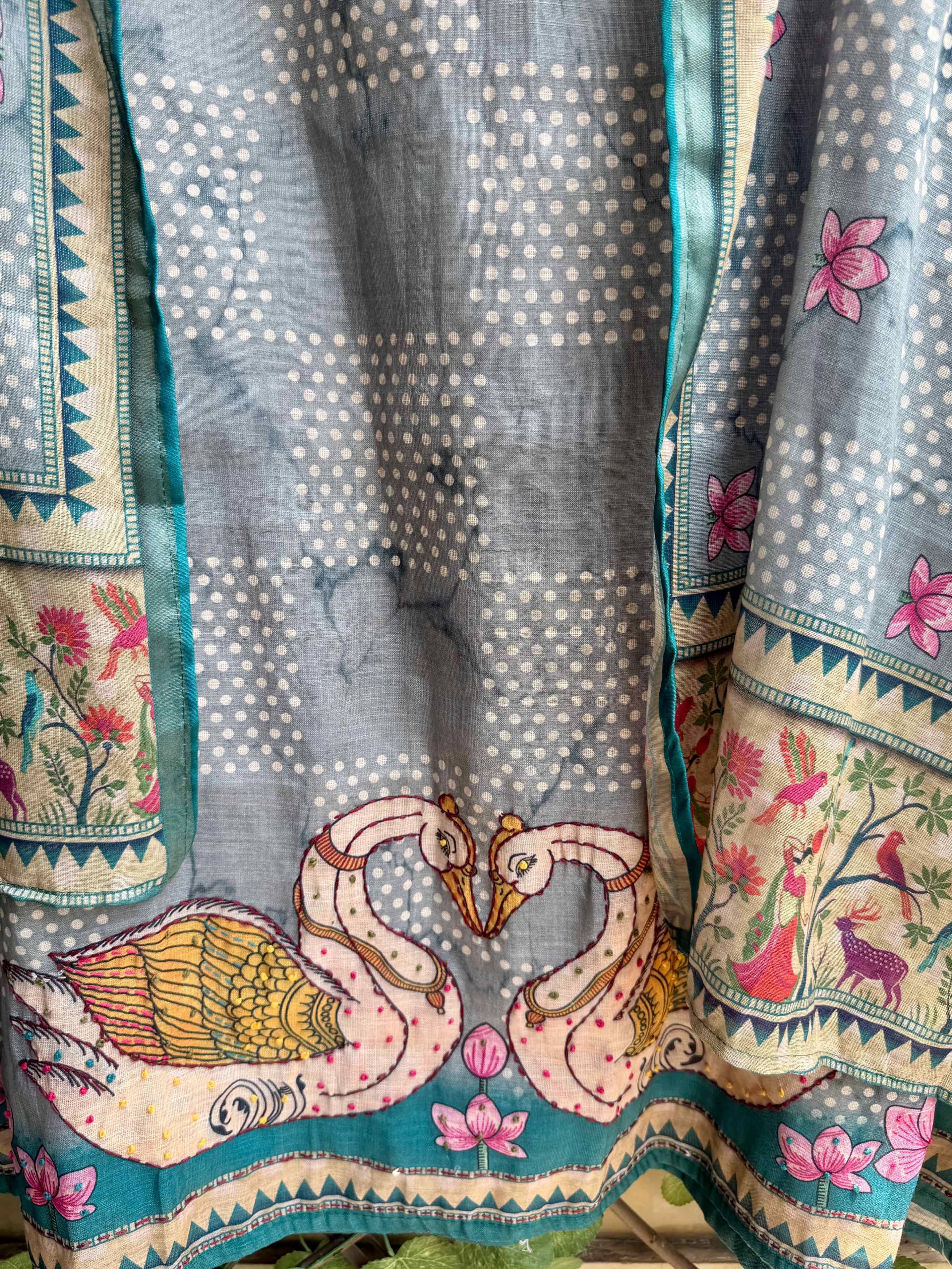 Lotus Rajhans – Ocean Grey