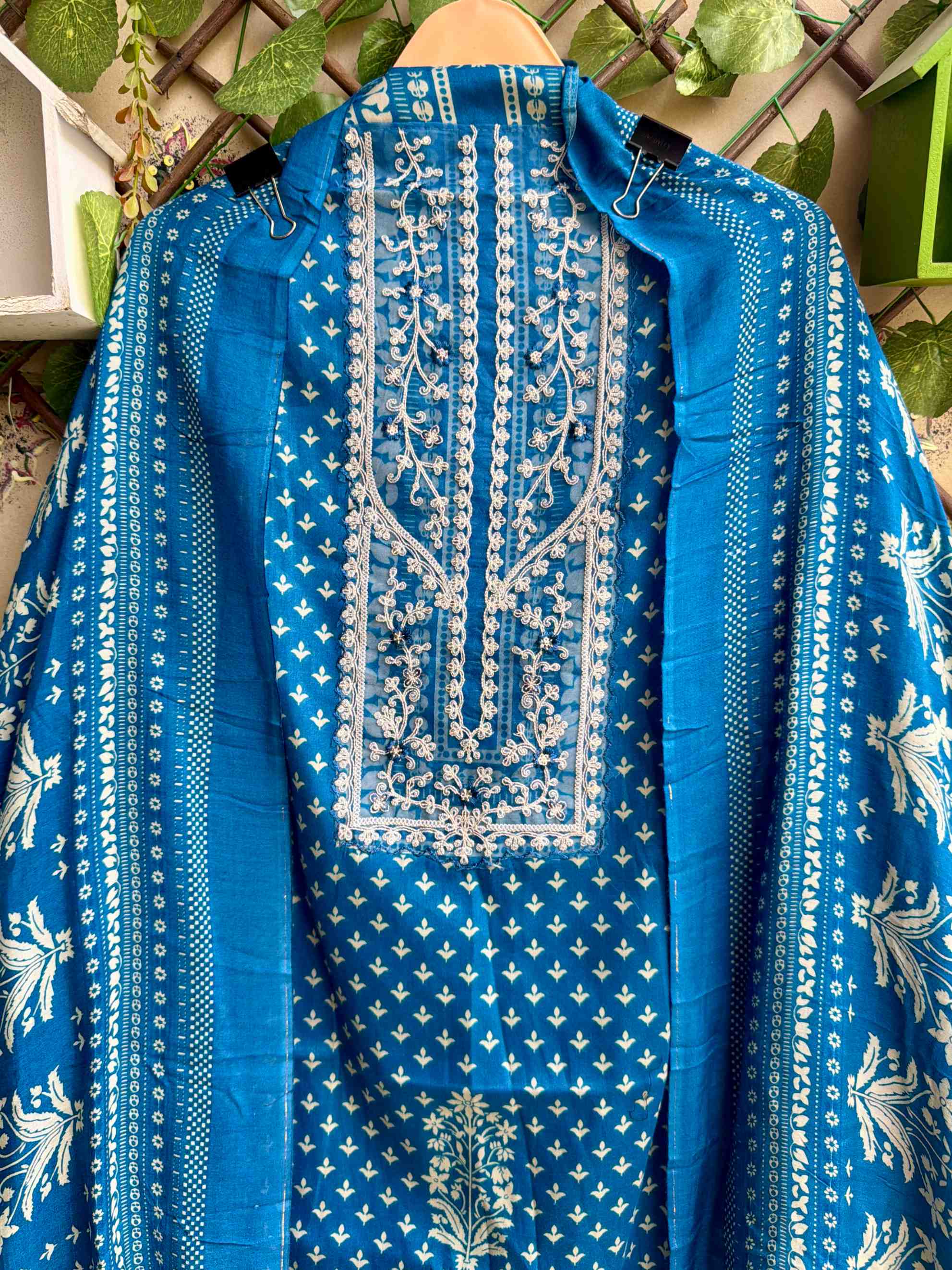 Noor-e-Gul – Royal Blue