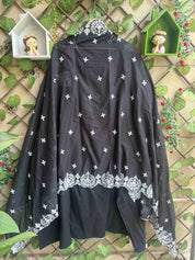 Gulrukh – Classic Black